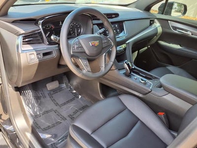 2026 Cadillac XT5 Luxury