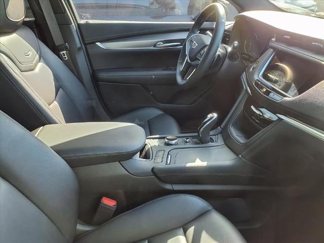 2024 Cadillac XT5 Luxury