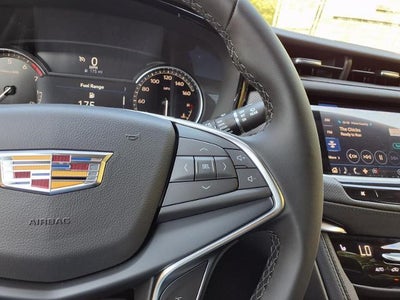 2026 Cadillac XT5 Luxury