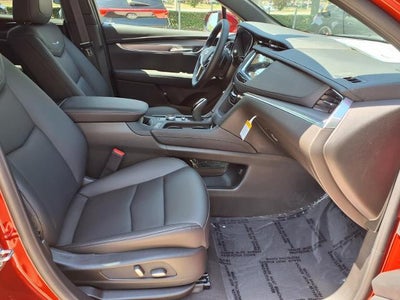 2026 Cadillac XT5 Luxury