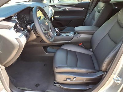 2025 Cadillac XT5 Luxury