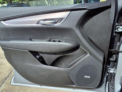 2025 Cadillac XT5 Luxury