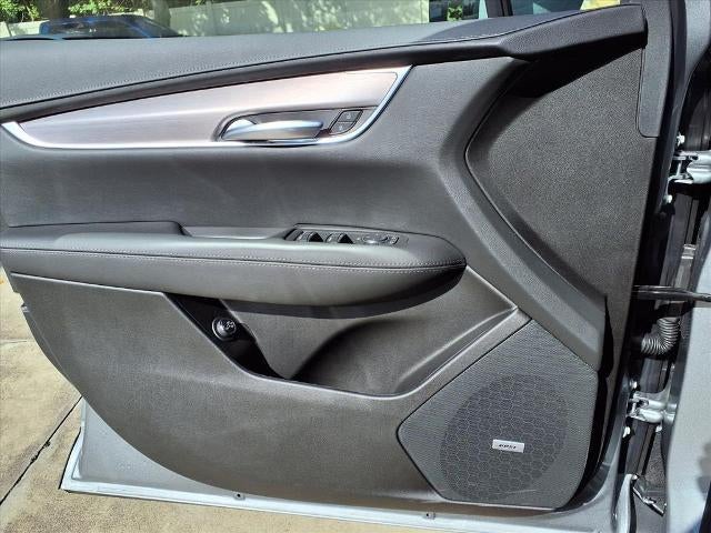 2025 Cadillac XT5 Luxury