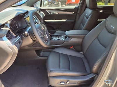 2026 Cadillac XT5 Luxury