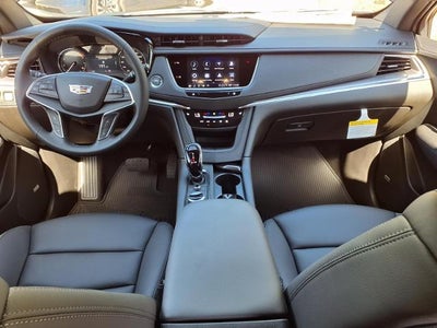 2026 Cadillac XT5 Luxury
