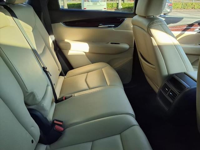 2017 Cadillac XT5 Luxury FWD