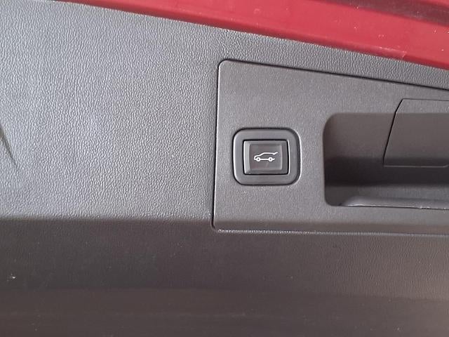2023 Cadillac XT5 FWD Premium Luxury