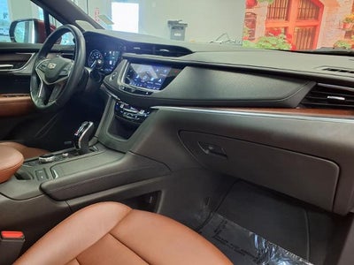 2023 Cadillac XT5 FWD Premium Luxury