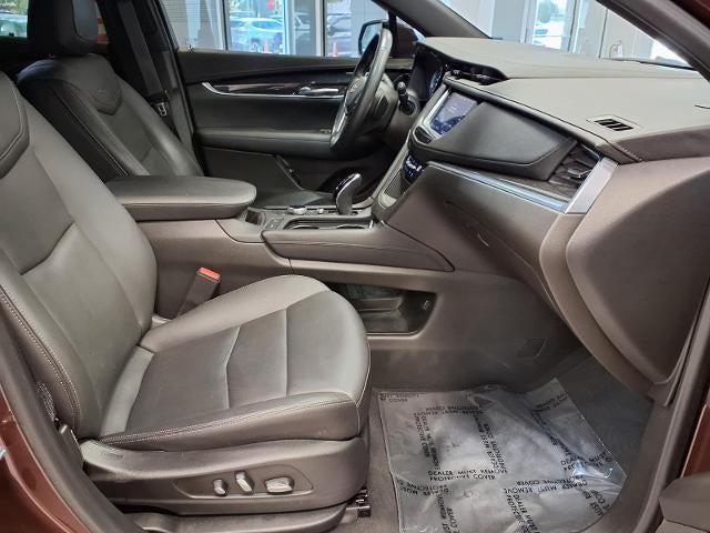 2022 Cadillac XT5 FWD Premium Luxury