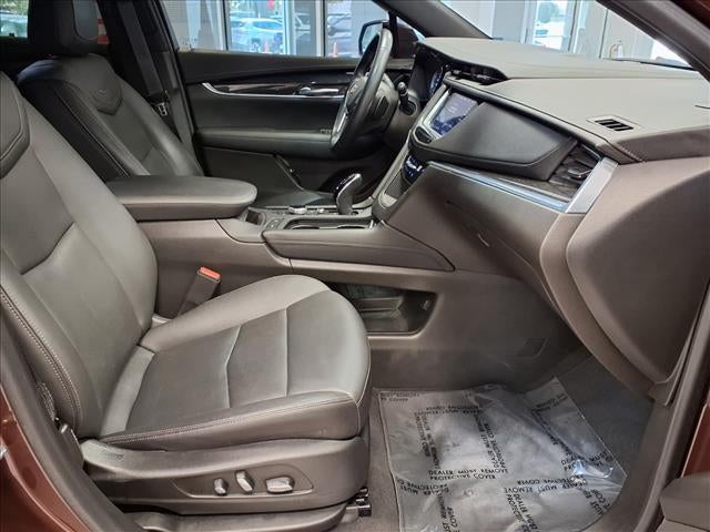 2022 Cadillac XT5 FWD Premium Luxury