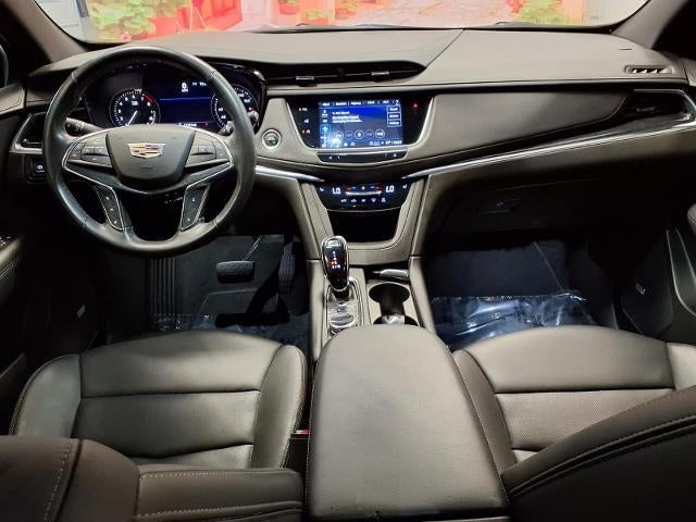 2022 Cadillac XT5 FWD Premium Luxury