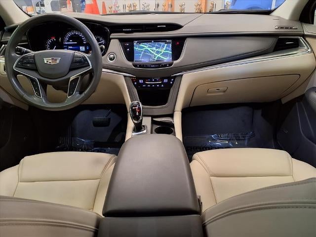 2018 Cadillac XT5 Premium Luxury FWD