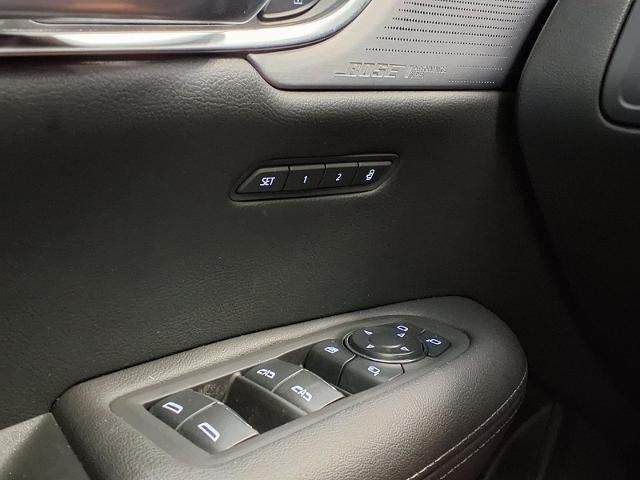 2025 Cadillac XT5 Sport