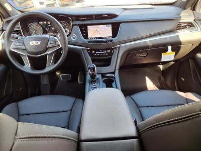 2025 Cadillac XT5 Sport