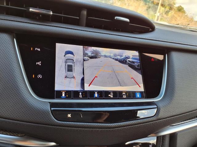 2025 Cadillac XT5 Sport