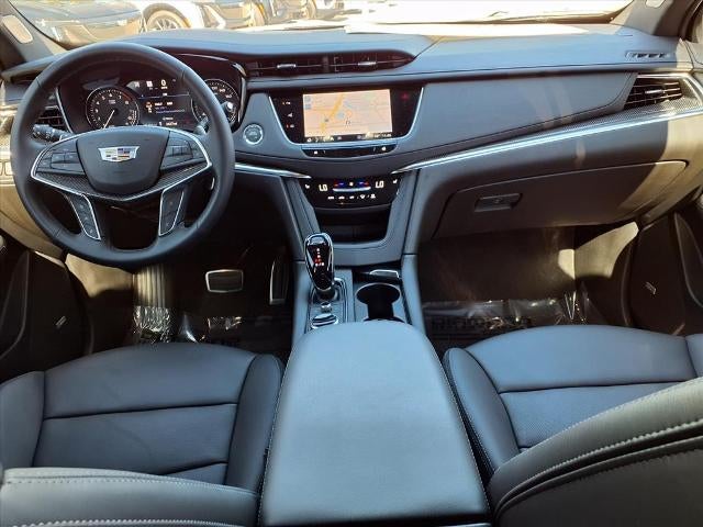 2025 Cadillac XT5 Sport