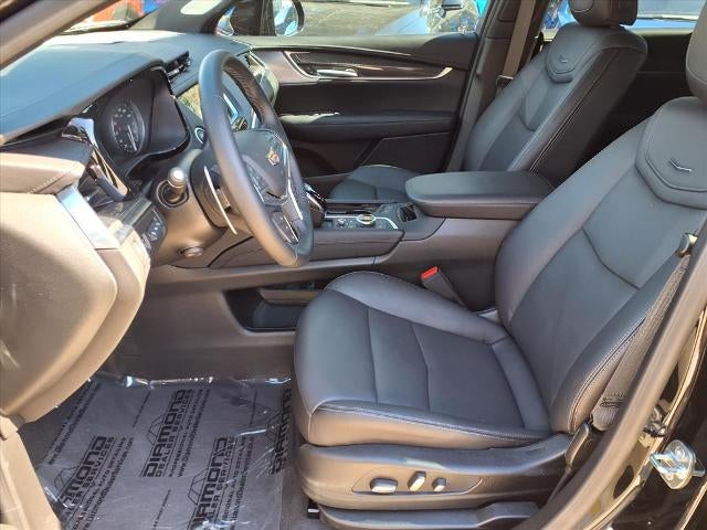 2025 Cadillac XT5 Sport