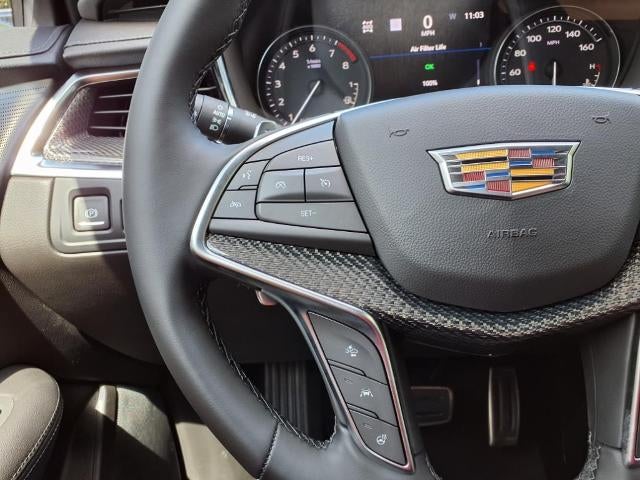 2025 Cadillac XT5 Sport