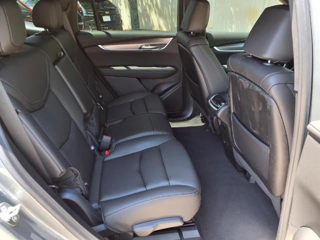 2025 Cadillac XT6 Luxury