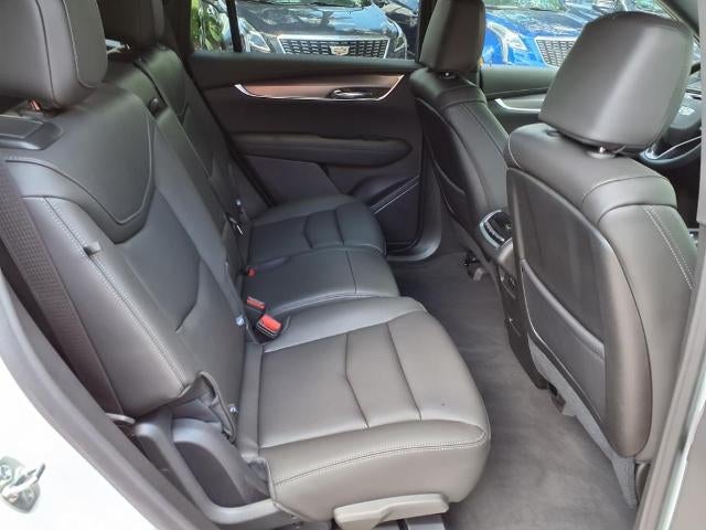 2025 Cadillac XT6 Luxury