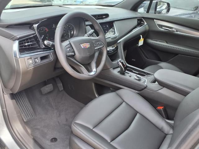 2025 Cadillac XT6 Luxury