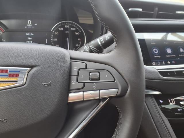 2025 Cadillac XT6 Luxury