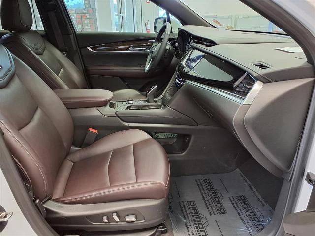 2022 Cadillac XT6 Premium Luxury