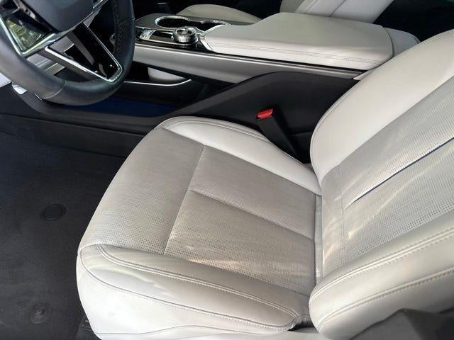 2024 Cadillac LYRIQ Luxury 1