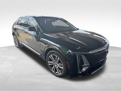 2024 Cadillac LYRIQ Luxury 2