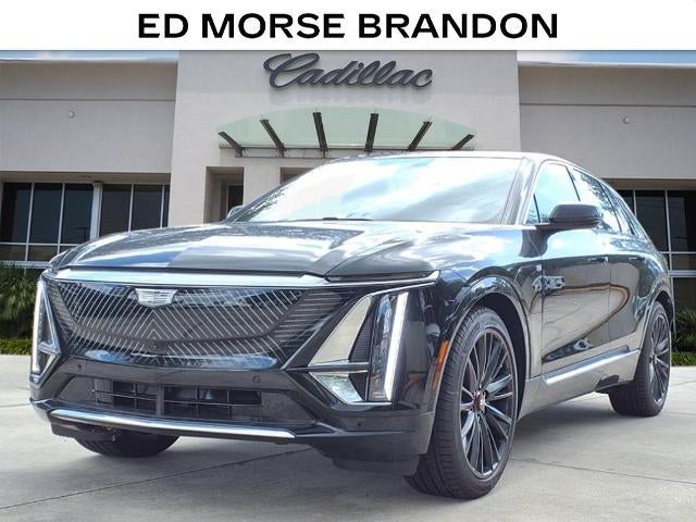 2025 Cadillac LYRIQ Luxury 2