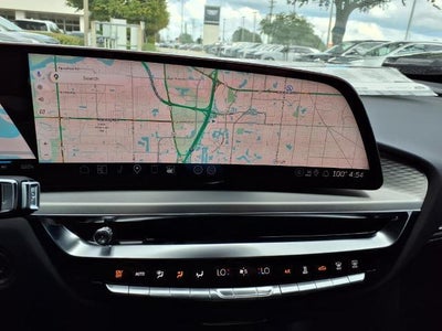 2025 Cadillac LYRIQ Luxury 2