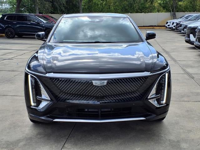 2025 Cadillac LYRIQ Luxury 2
