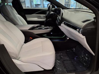 2024 Cadillac LYRIQ Sport 1