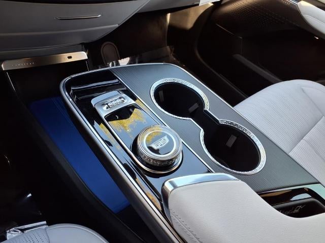 2025 Cadillac LYRIQ Sport 1