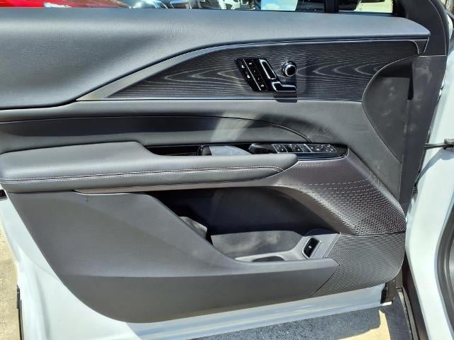 2025 Cadillac LYRIQ Sport 1