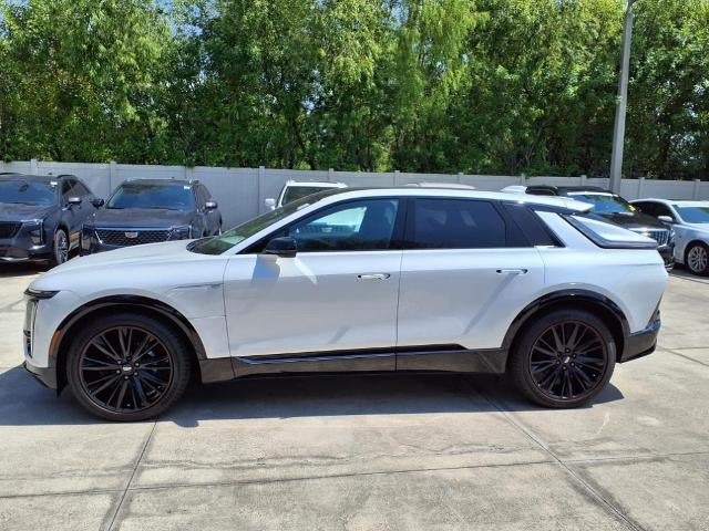 2025 Cadillac LYRIQ Sport 1