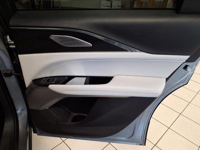 2024 Cadillac LYRIQ Sport 2