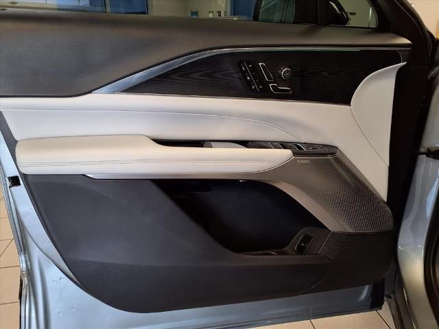 2024 Cadillac LYRIQ Sport 2