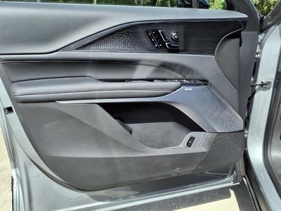 2027 Cadillac LYRIQ Signature Sport