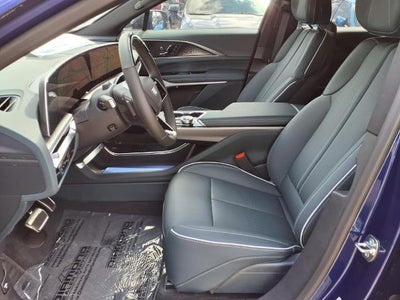 2025 Cadillac LYRIQ Sport 3