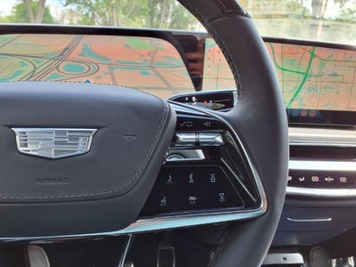 2025 Cadillac LYRIQ Sport 3