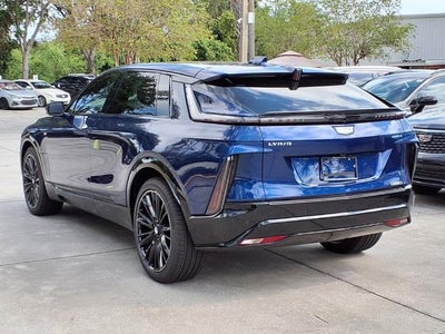 2025 Cadillac LYRIQ Sport 3