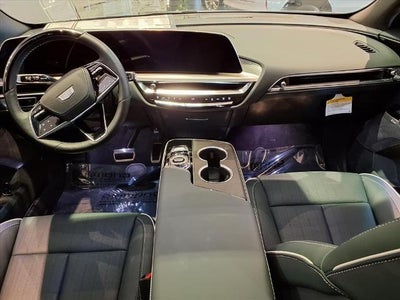 2025 Cadillac LYRIQ Sport 3