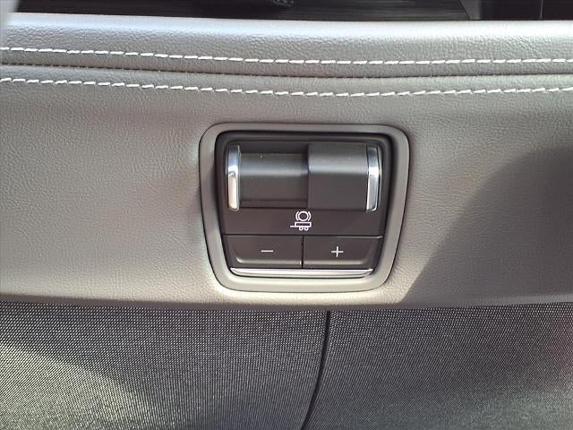 2026 Cadillac ESCALADE IQL Luxury