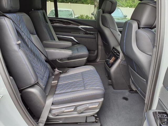 2026 Cadillac ESCALADE IQL Luxury