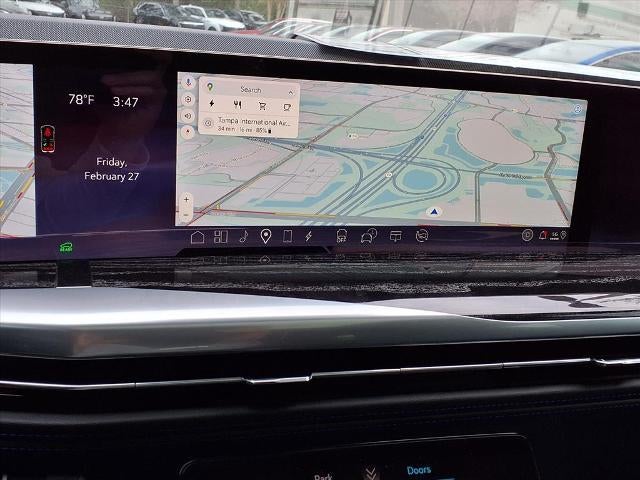 2026 Cadillac ESCALADE IQL Luxury