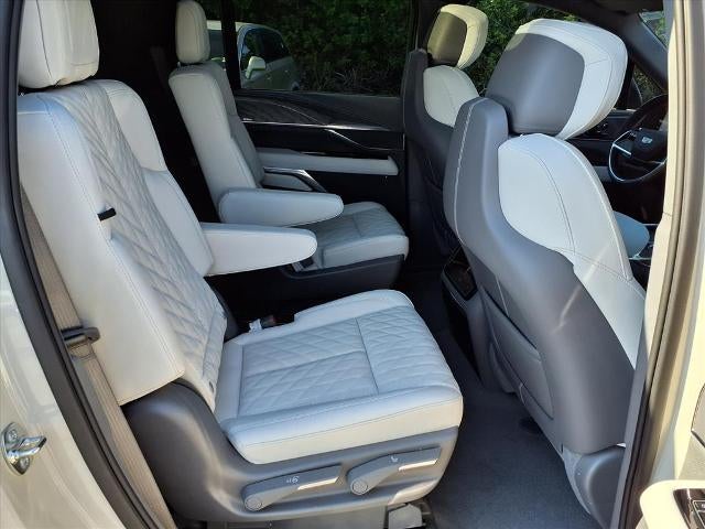 2026 Cadillac ESCALADE IQL Sport