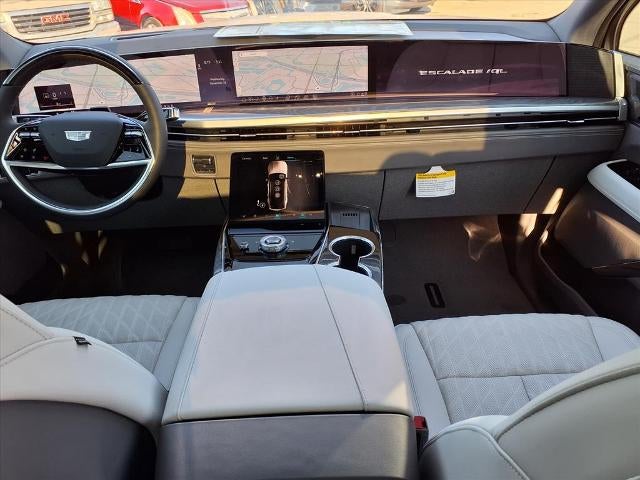 2026 Cadillac ESCALADE IQL Sport