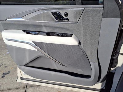 2026 Cadillac ESCALADE IQL Sport