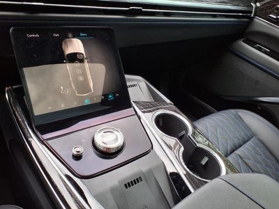 2026 Cadillac ESCALADE IQL Sport